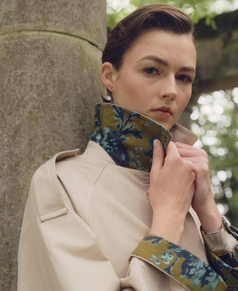 Barbour x House of Hackney Queensbridge Showerproof Bej | WSNP4988